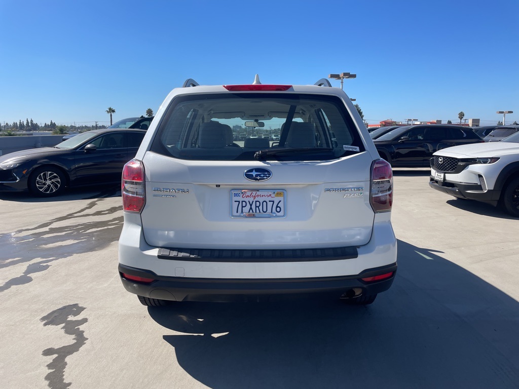 2016 Subaru Forester 2.5i photo 3