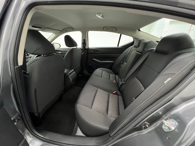 2024 Nissan Altima 2.5 SV photo 22