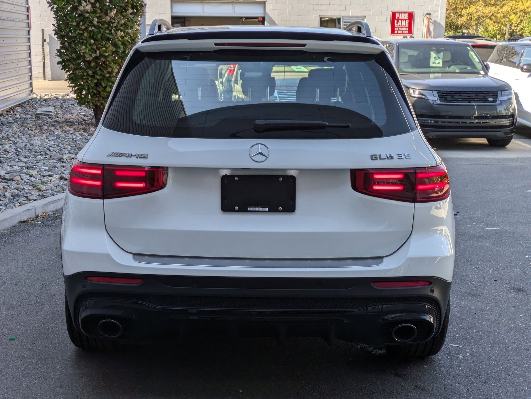 2025 Mercedes Benz GLB AMG 35 4MATIC photo 4