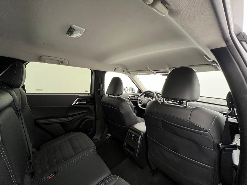 2024 Mitsubishi Outlander SE S-AWC photo 34