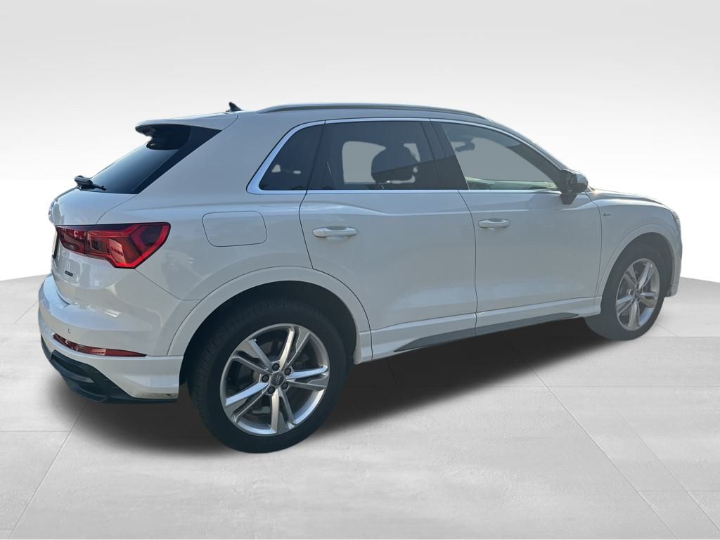 2020 Audi Q3 Premium Plus S line photo 4