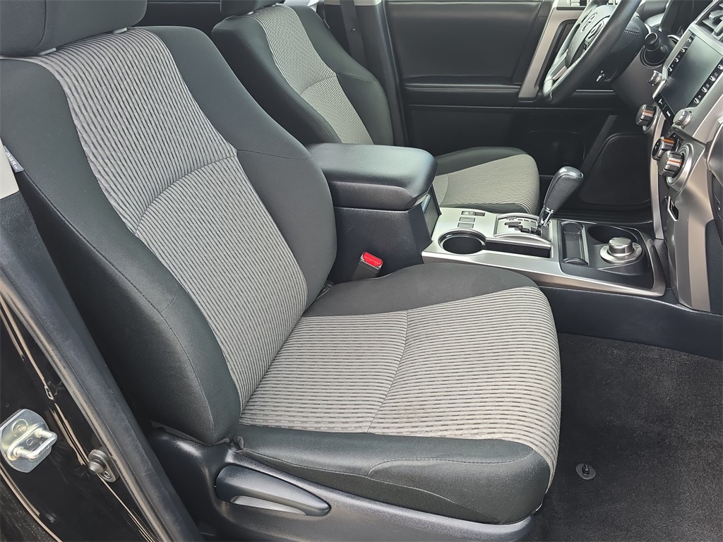 2024 Toyota 4Runner SR5 4WD photo 37