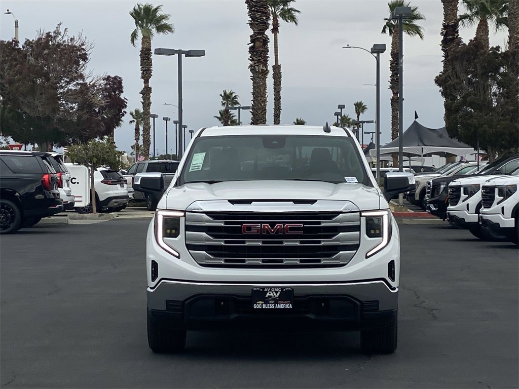 2026 Gmc Sierra 1500 SLE photo 2