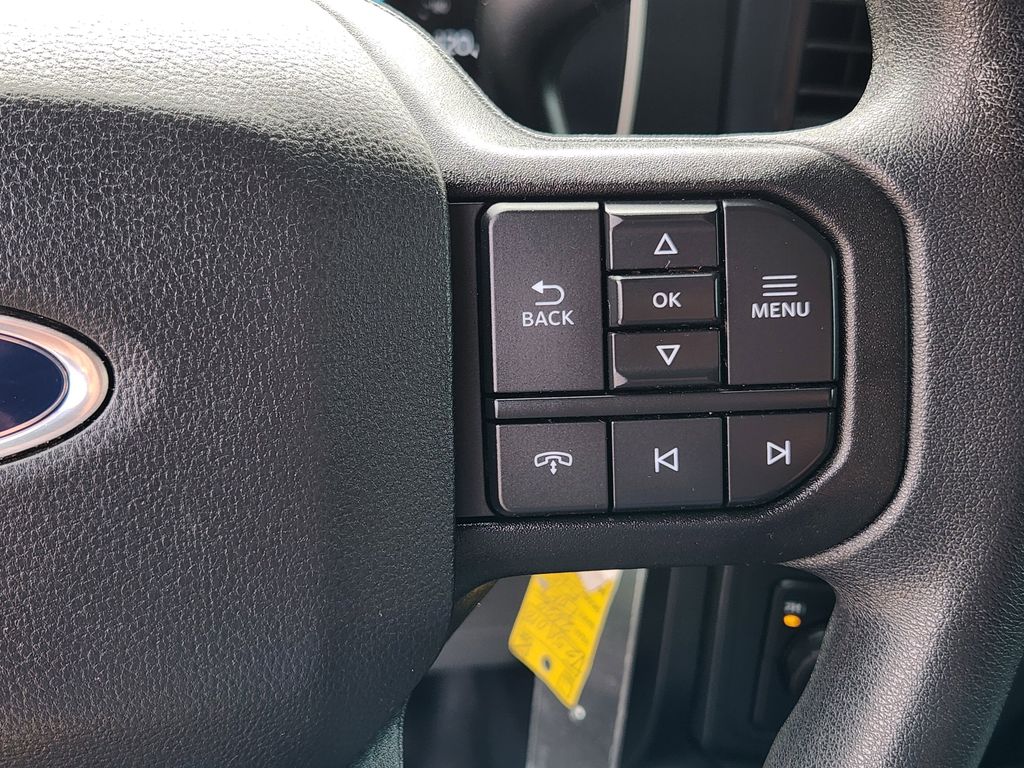 2022 Ford F-150 XL photo 12
