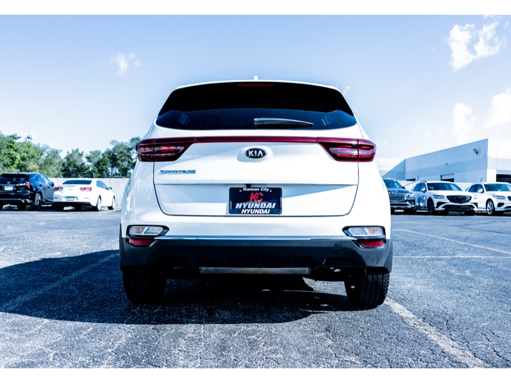2022 Kia Sportage LX Value Edition photo 4