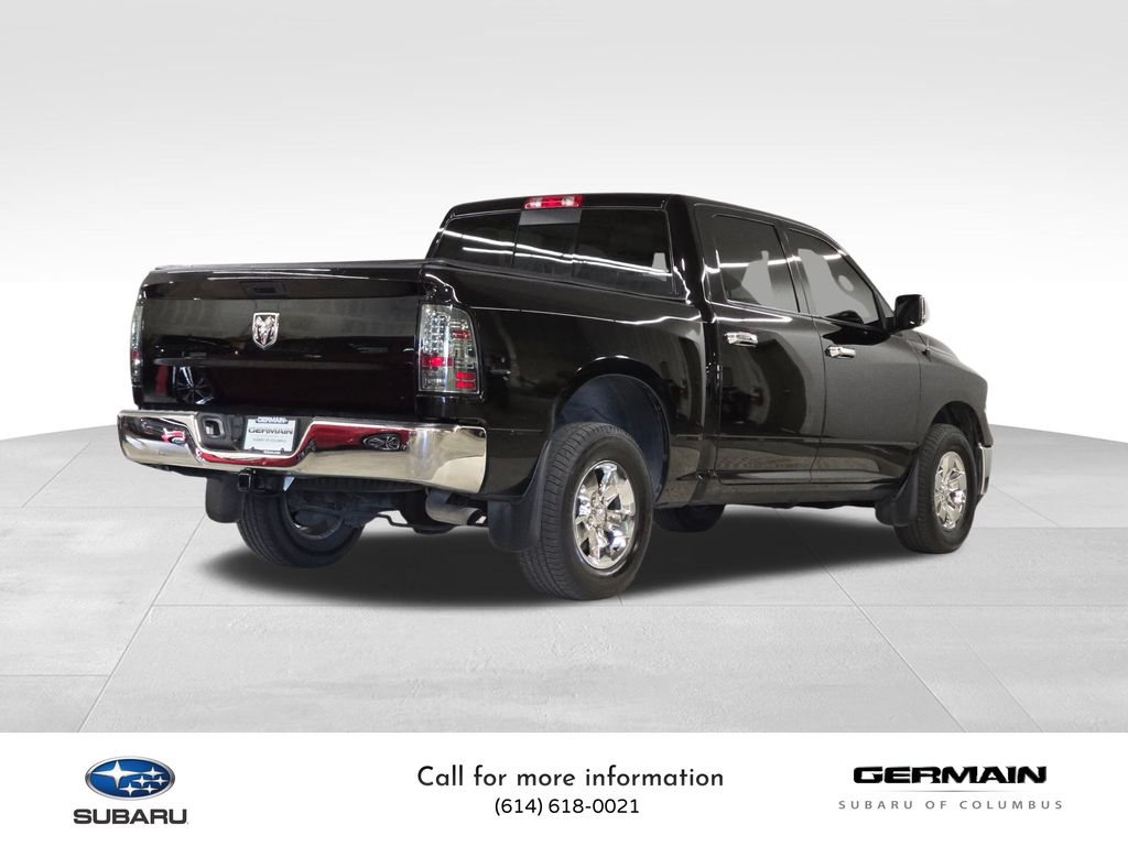 2019 Ram 1500 Classic SLT photo 3