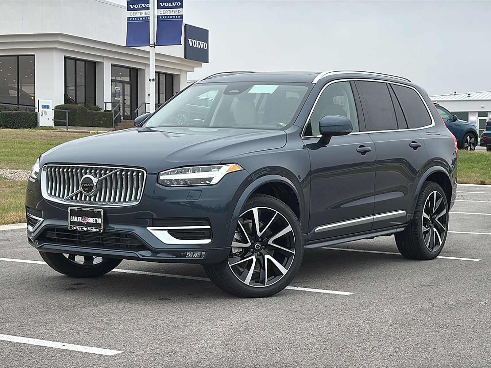 ホウオウ New 2025 Volvo XC90 B6 Plus 7-Seater SUV in Temple #70344