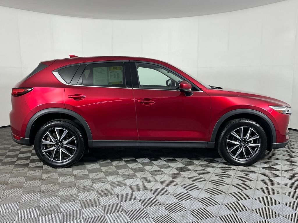 2017 Mazda CX-5 Grand Touring Select photo 4