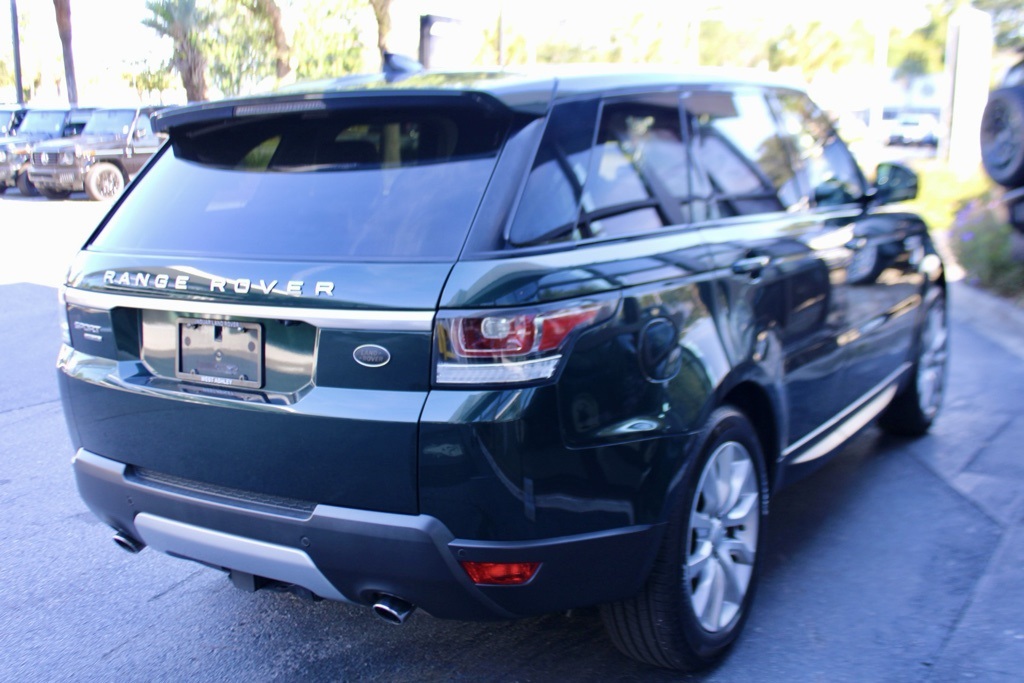 2017 Land Rover Range Rover Sport HSE photo 7