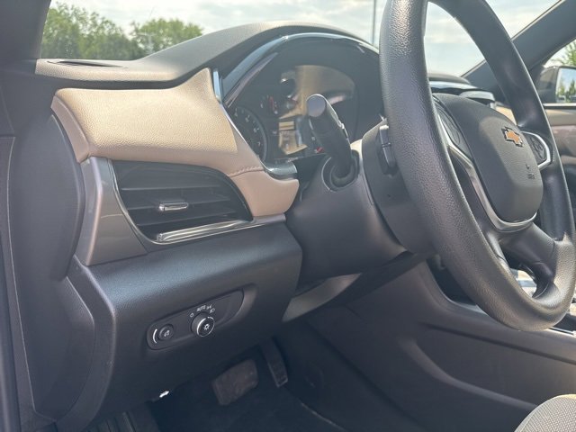 2023 Chevrolet Traverse LS photo 10