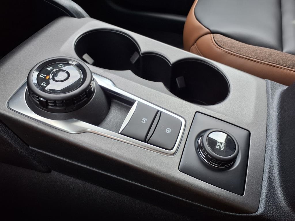 2025 Ford Bronco Sport Outer Banks photo 21