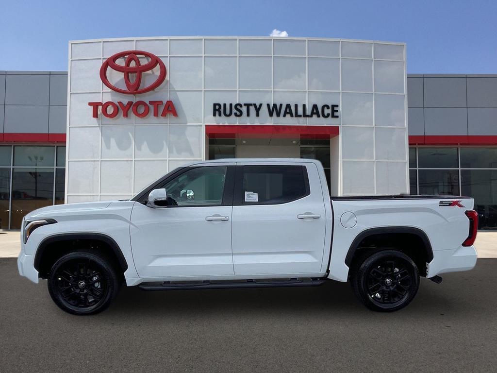 2026 Toyota Tundra SR5's photo