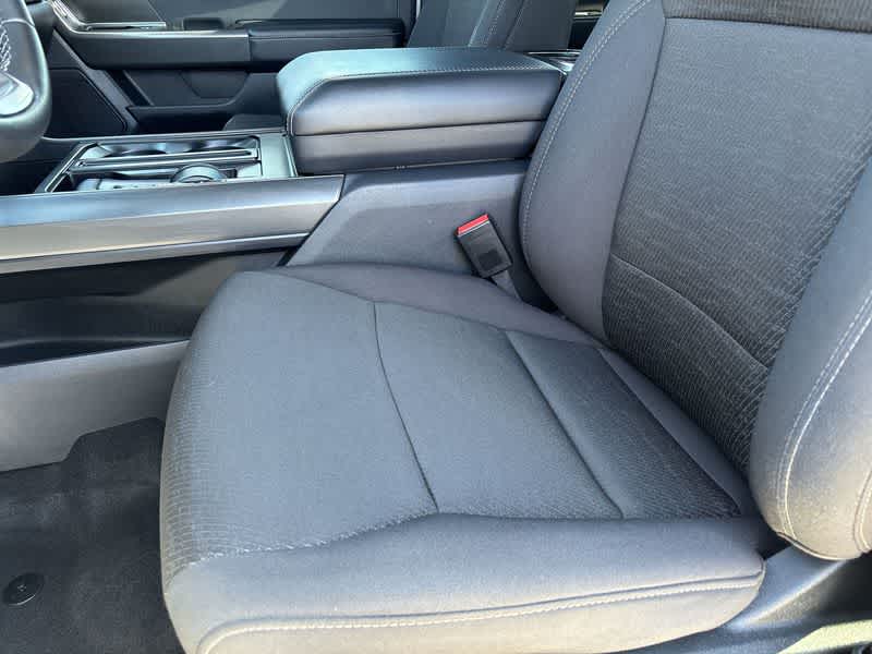 2024 Ford F-150 XLT photo 13