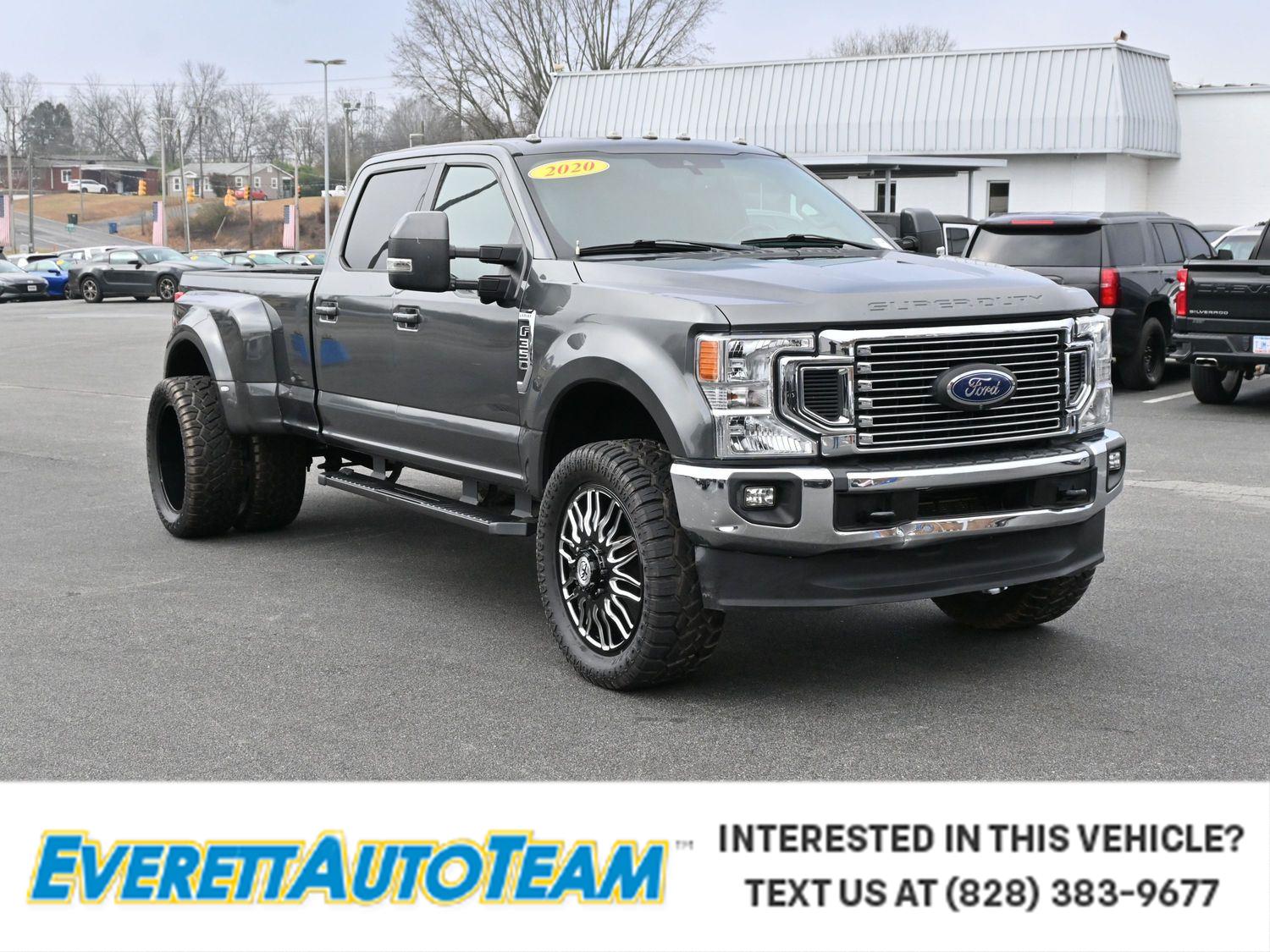 2020 Ford F-350 Super Duty Lariat's photo