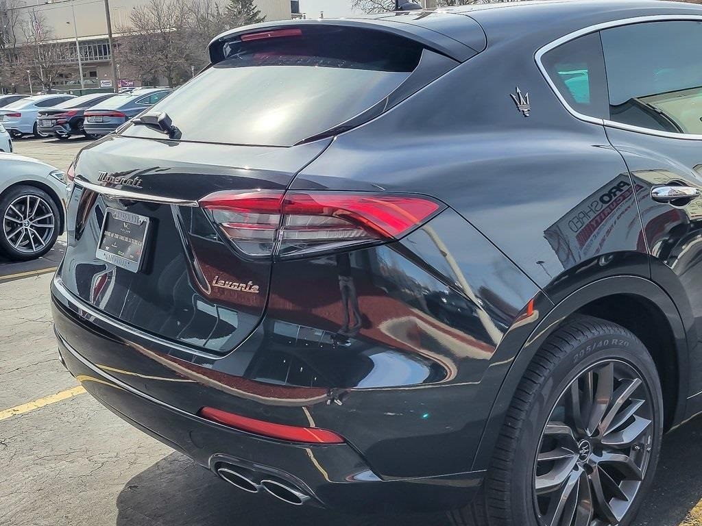 2024 Maserati Levante GT photo 5