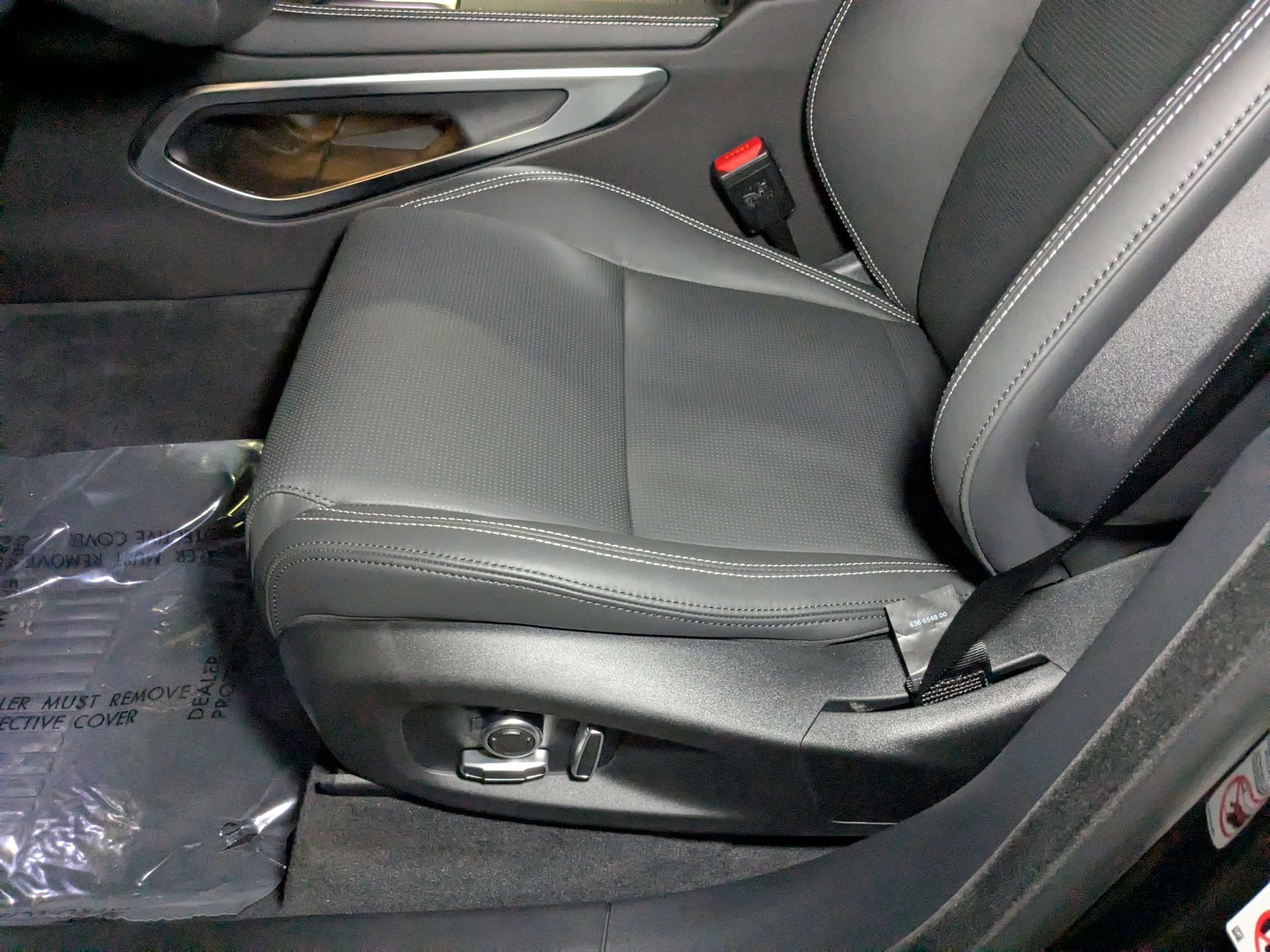 2026 Jaguar F-PACE P250 R-Dynamic S photo 4