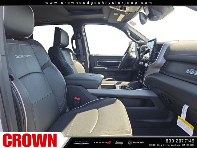 2025 Ram 3500 Laramie photo 14