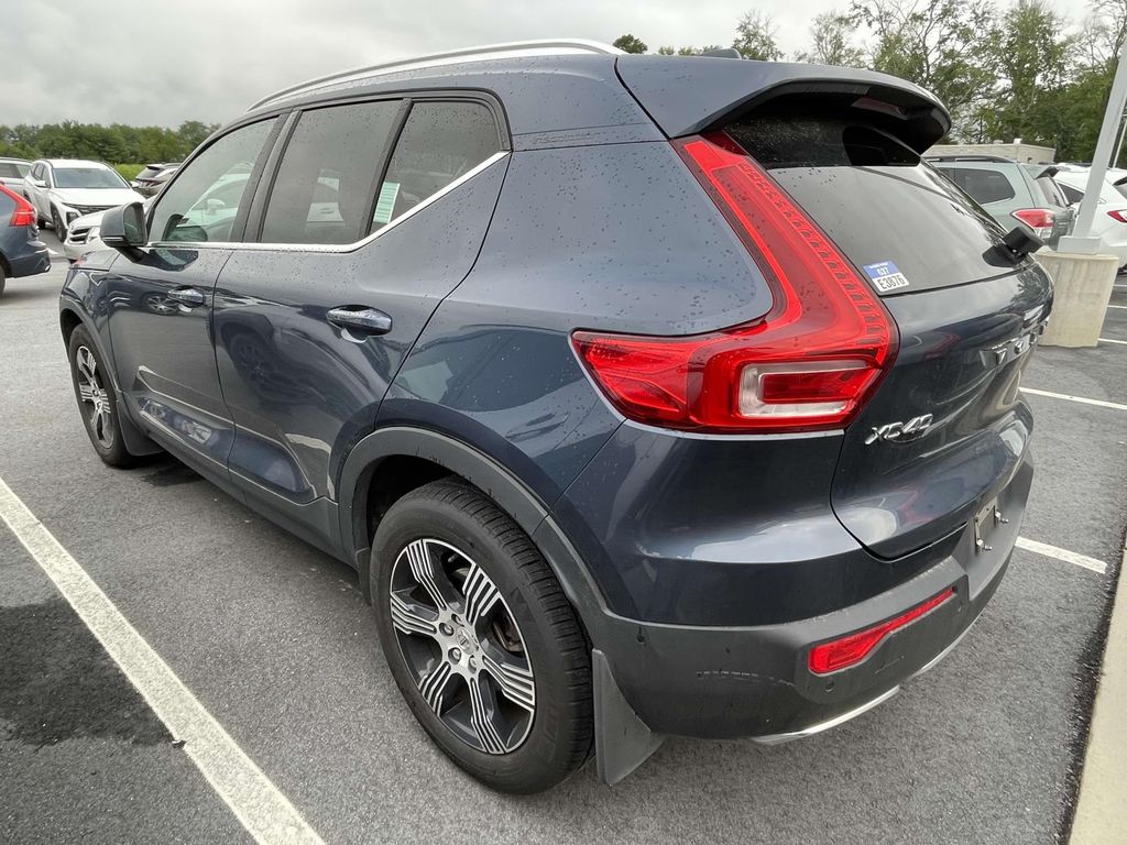 2019 Volvo XC40 T5 Inscription photo 3