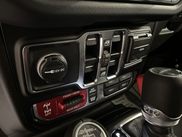 2025 Jeep Gladiator Rubicon photo 23