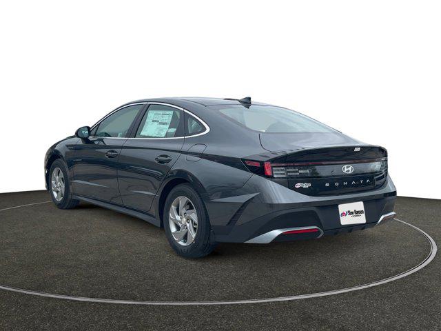 2025 Hyundai Sonata SE photo 3