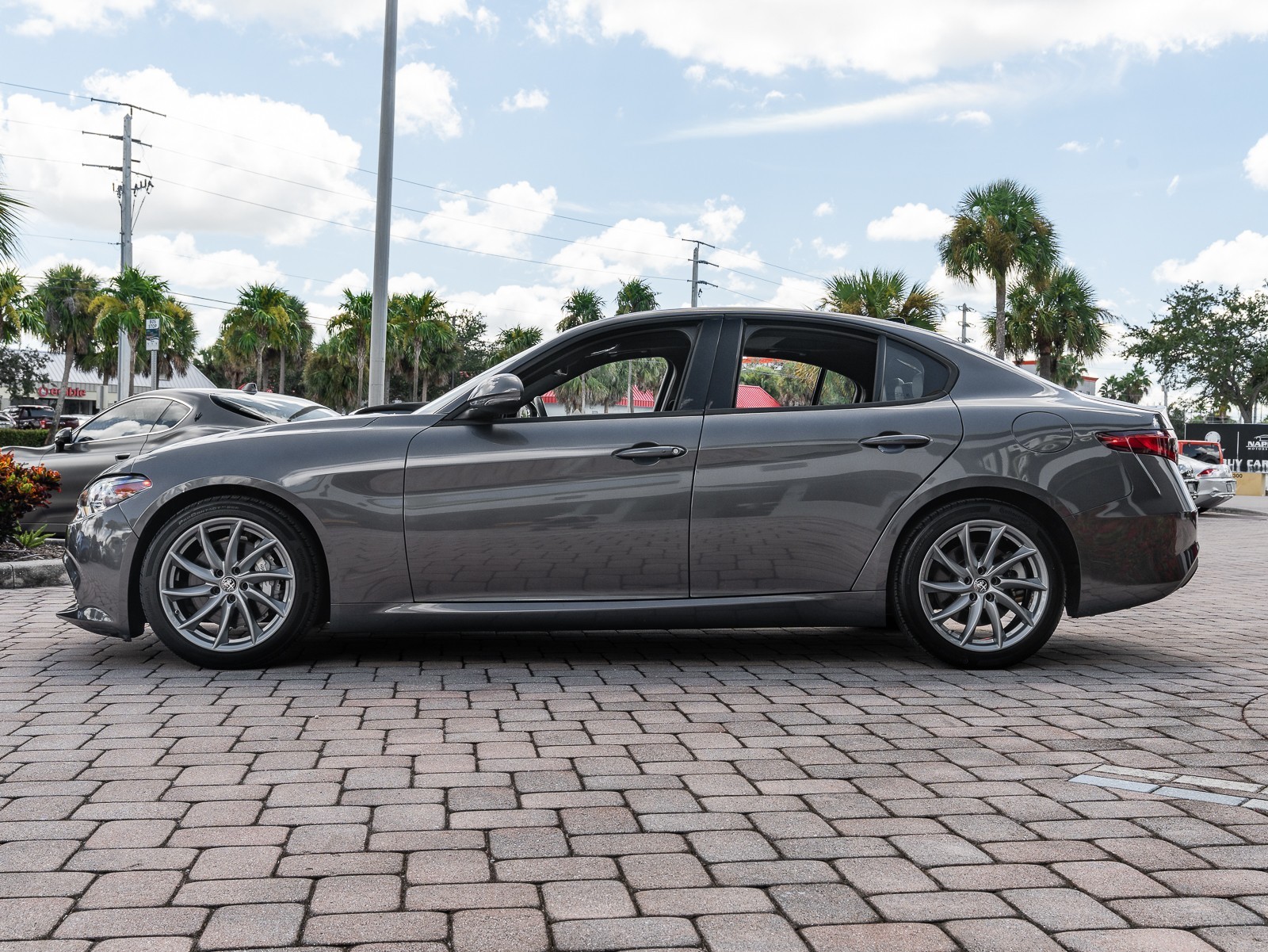 2023 Alfa Romeo Giulia SPRINT photo 23
