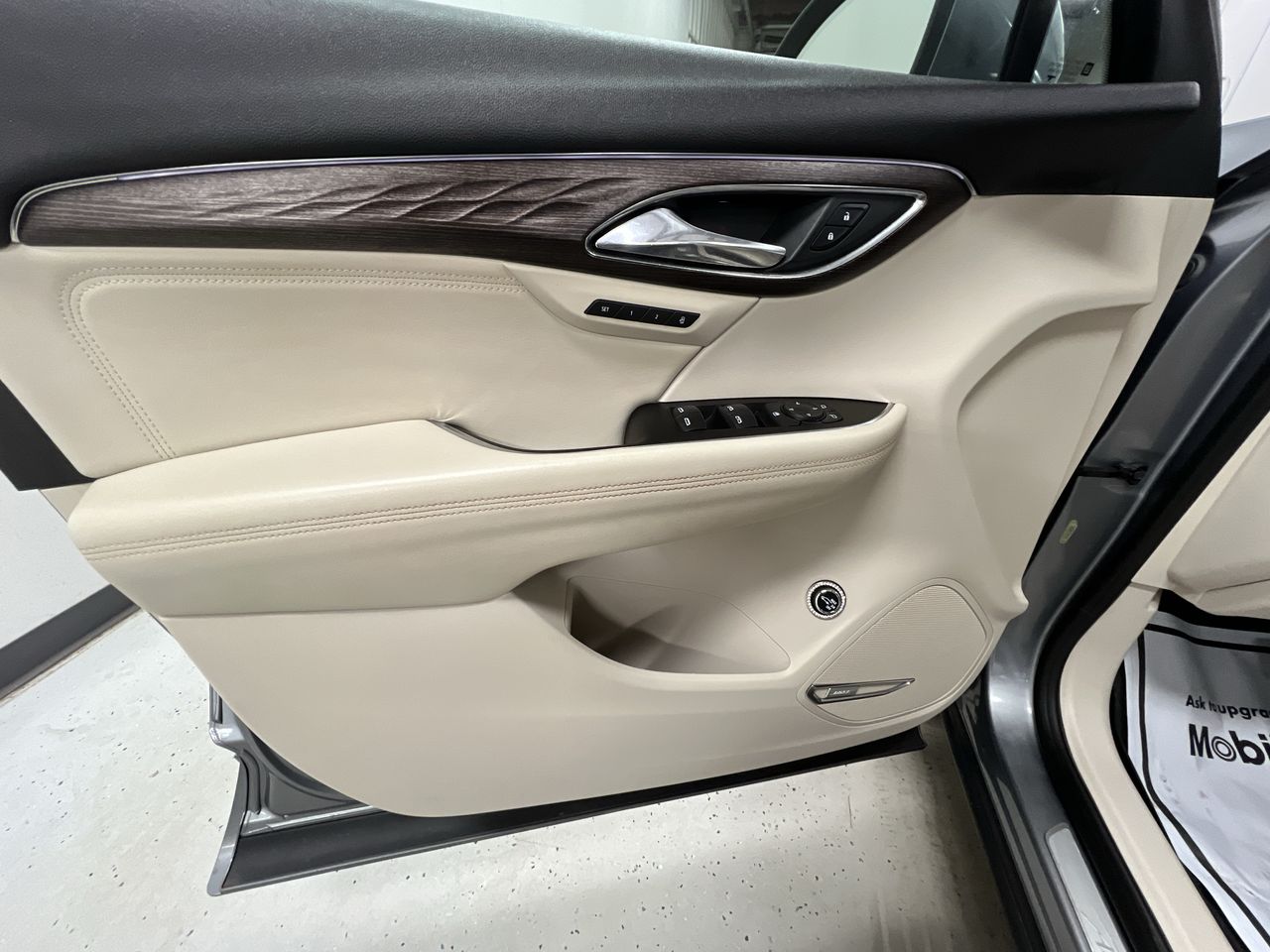 2022 Buick Envision Avenir photo 22