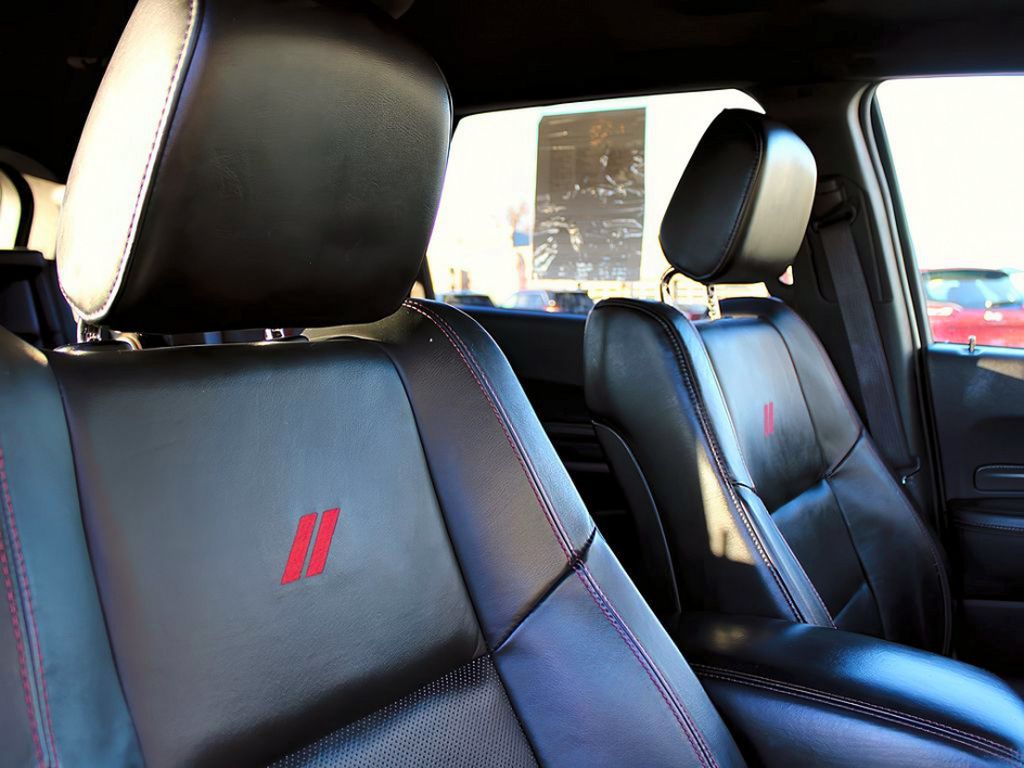 2022 Dodge Durango R/T photo 29