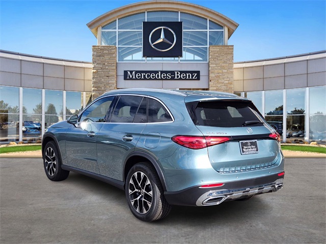 2026 Mercedes Benz GLC 350e 4MATIC photo 2