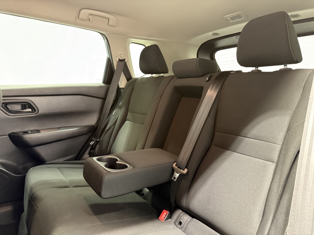 2025 Nissan Rogue S AWD photo 26