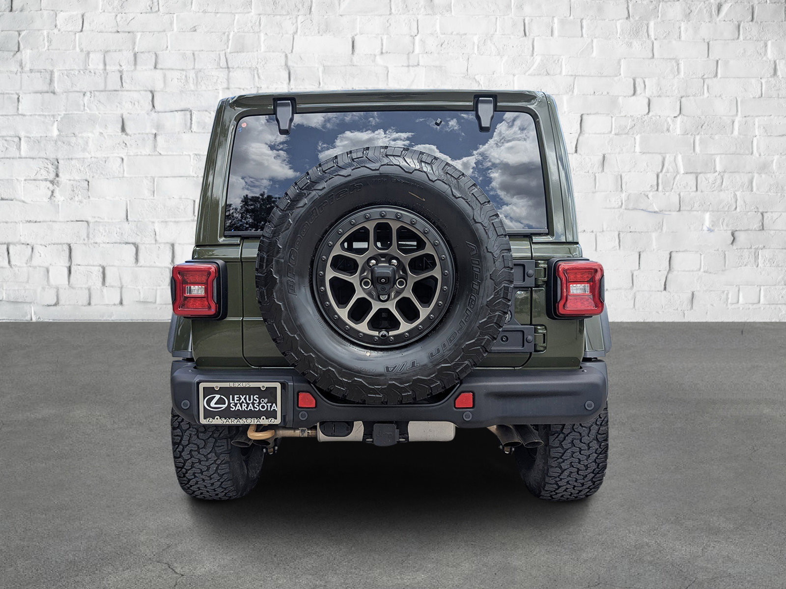 2023 Jeep Wrangler Rubicon 392 photo 5