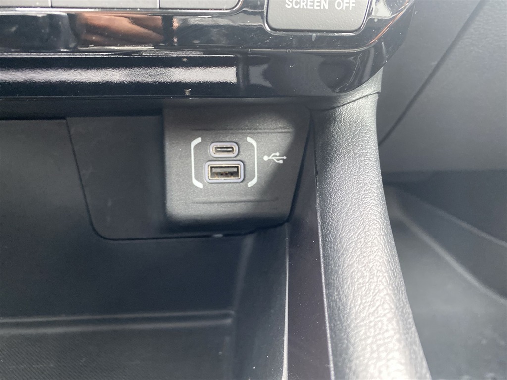 2022 Jeep Compass Latitude photo 19