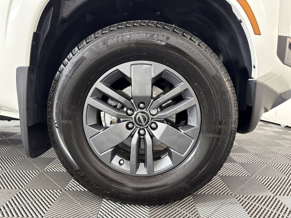 2025 Nissan Frontier SV photo 10