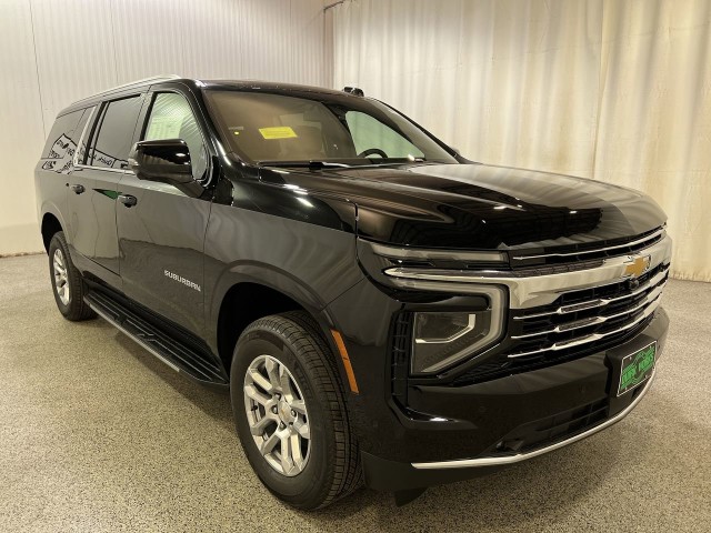 2025 Chevrolet Suburban LT
