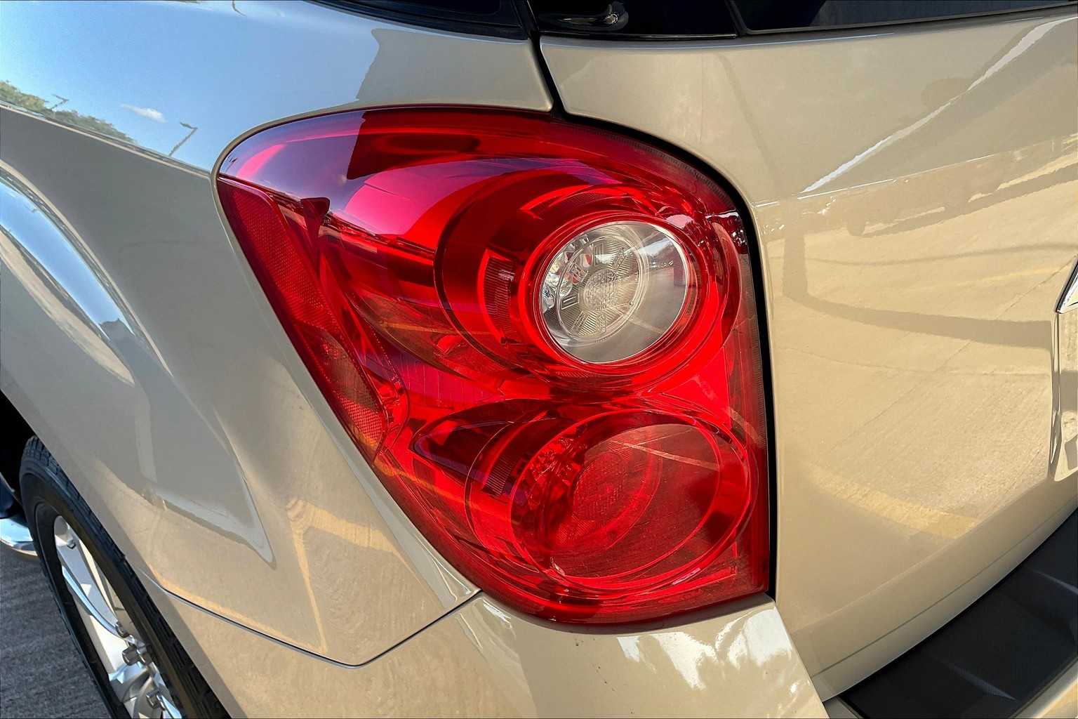 2012 Chevrolet Equinox LS photo 26
