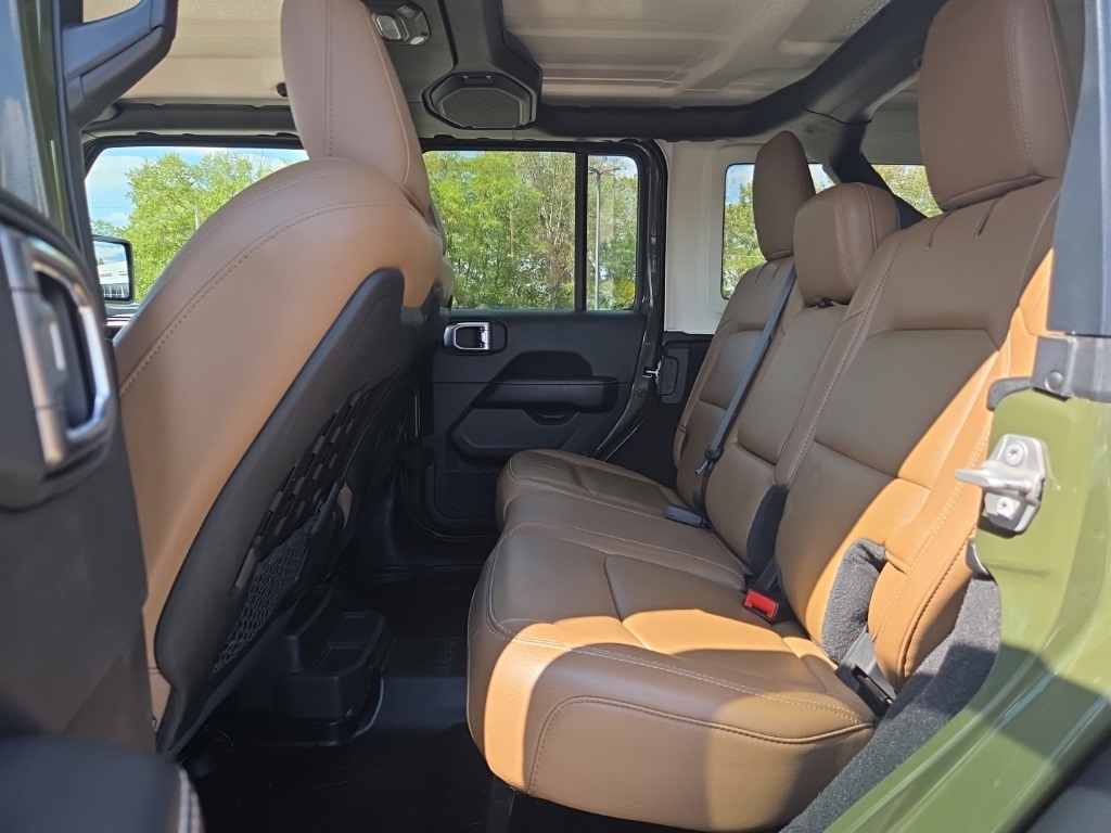 2021 Jeep Wrangler Unlimited Rubicon photo 24