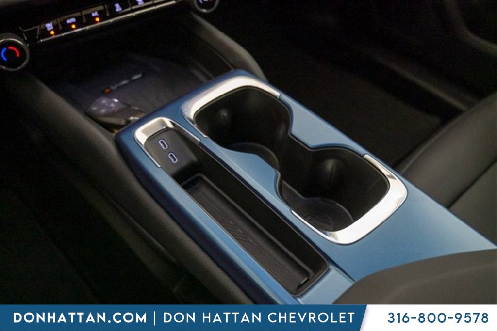 2025 Chevrolet Equinox EV 1LT photo 12
