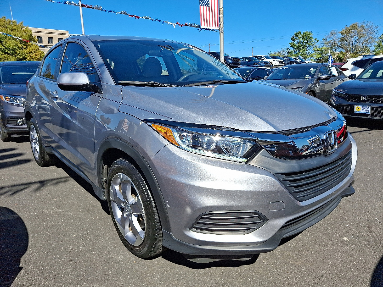 2022 Honda HR-V LX photo 2
