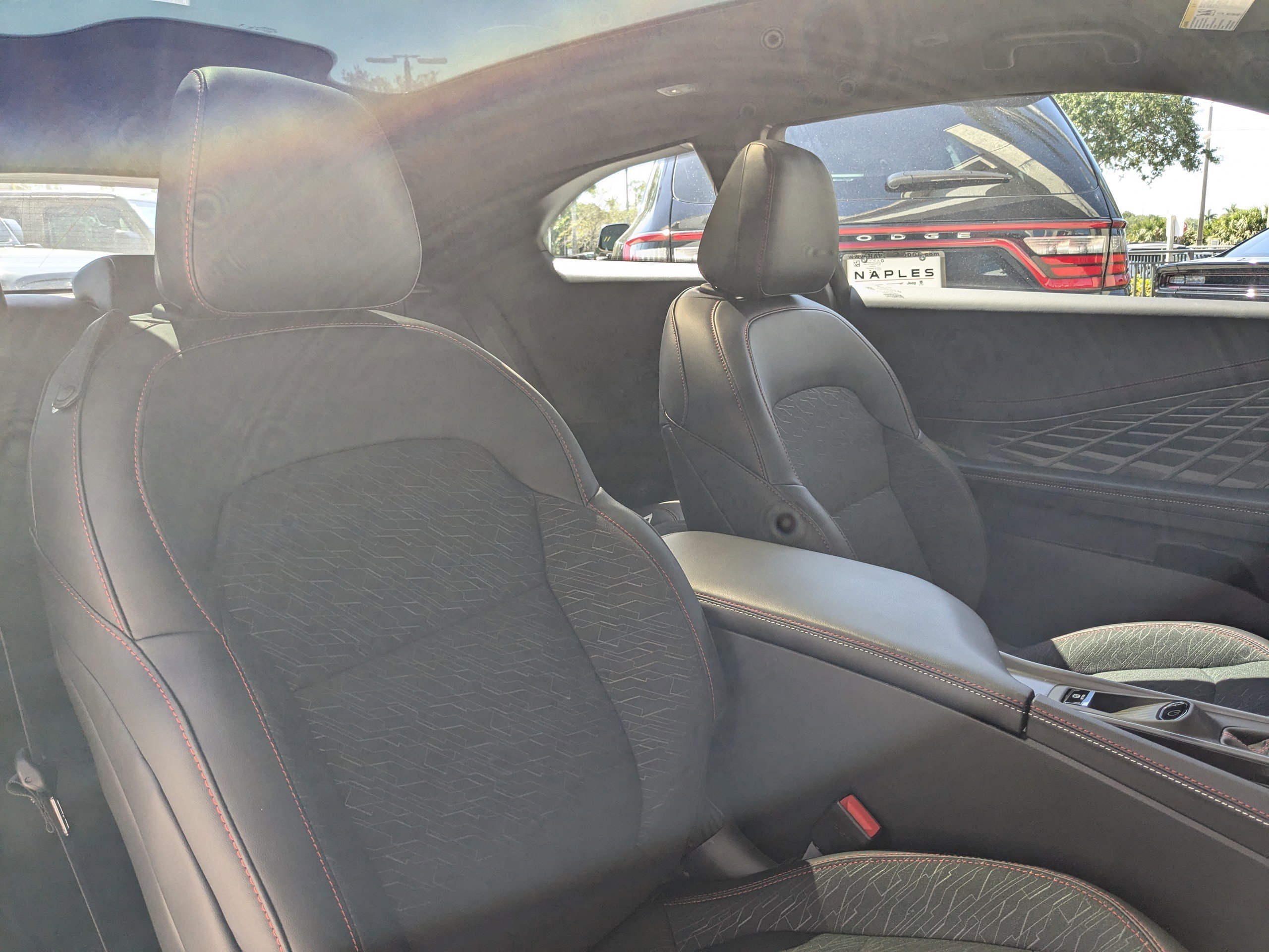 2025 Dodge Charger R/T photo 12