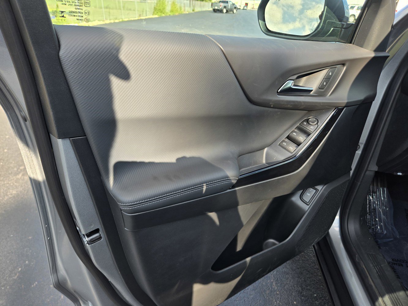 2026 Chevrolet Equinox LT photo 25