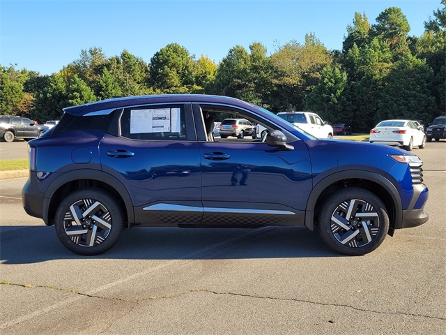 2026 Nissan Kicks SV photo 2