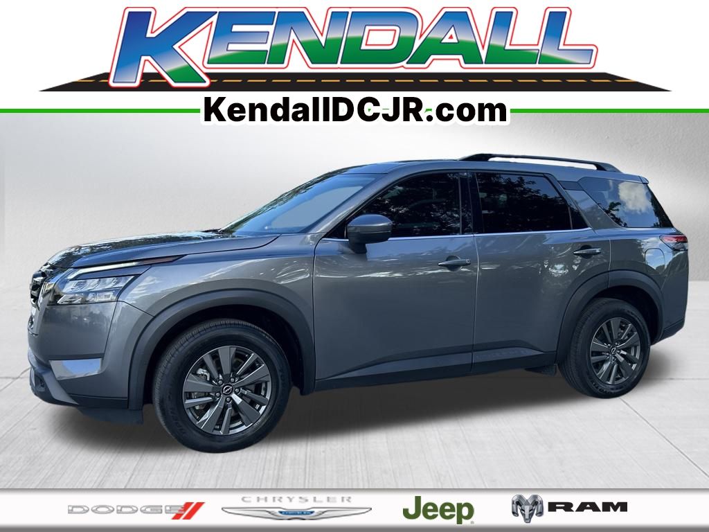 2023 Nissan Pathfinder SV