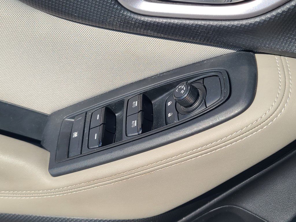 2021 Subaru Forester Premium photo 17