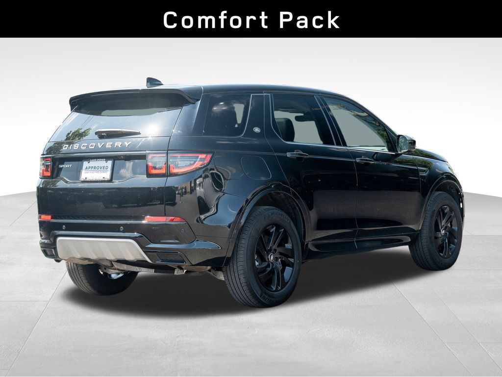 2024 Land Rover Discovery Sport S photo 4