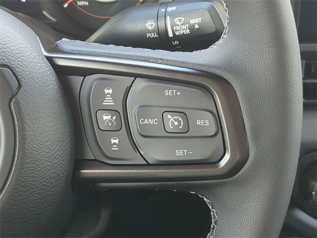 2025 Jeep Gladiator Sport S photo 26