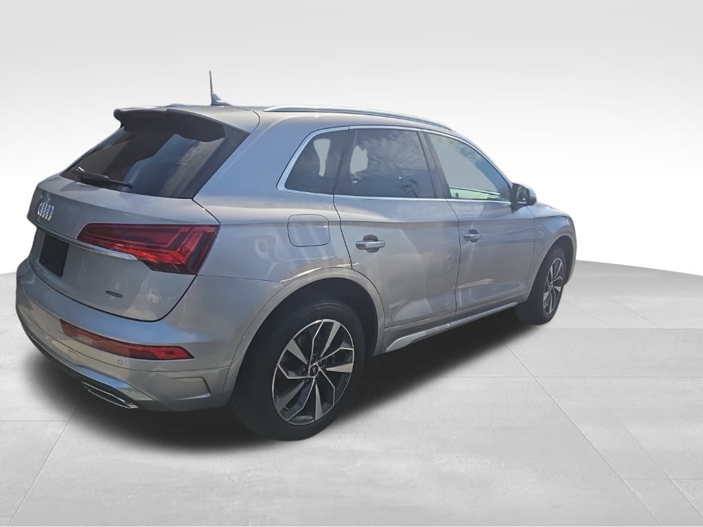 2024 Audi Q5 45 S line Premium photo 3