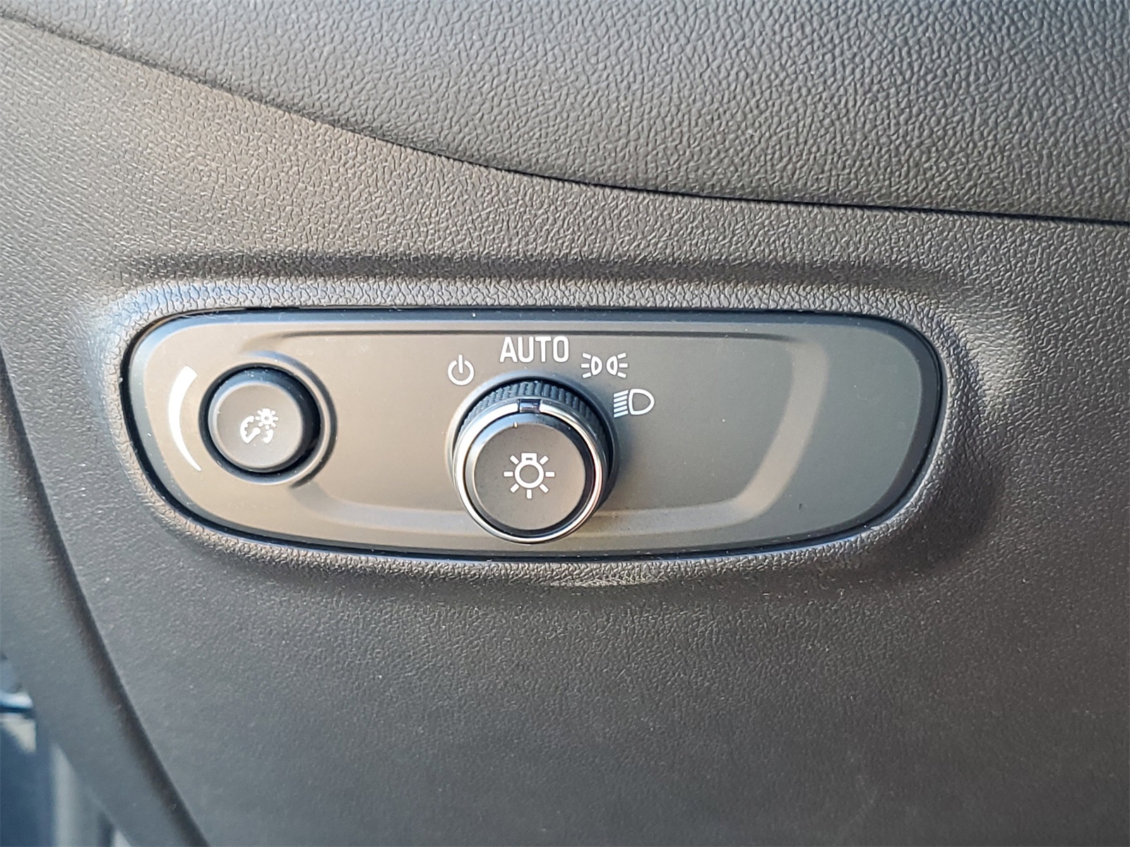 2022 Chevrolet Equinox LT photo 18