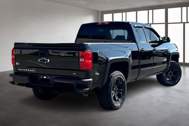 2016 Chevrolet Silverado 1500 LT photo 3