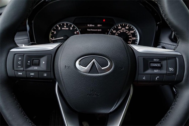 2025 Infiniti QX60 Pure photo 10