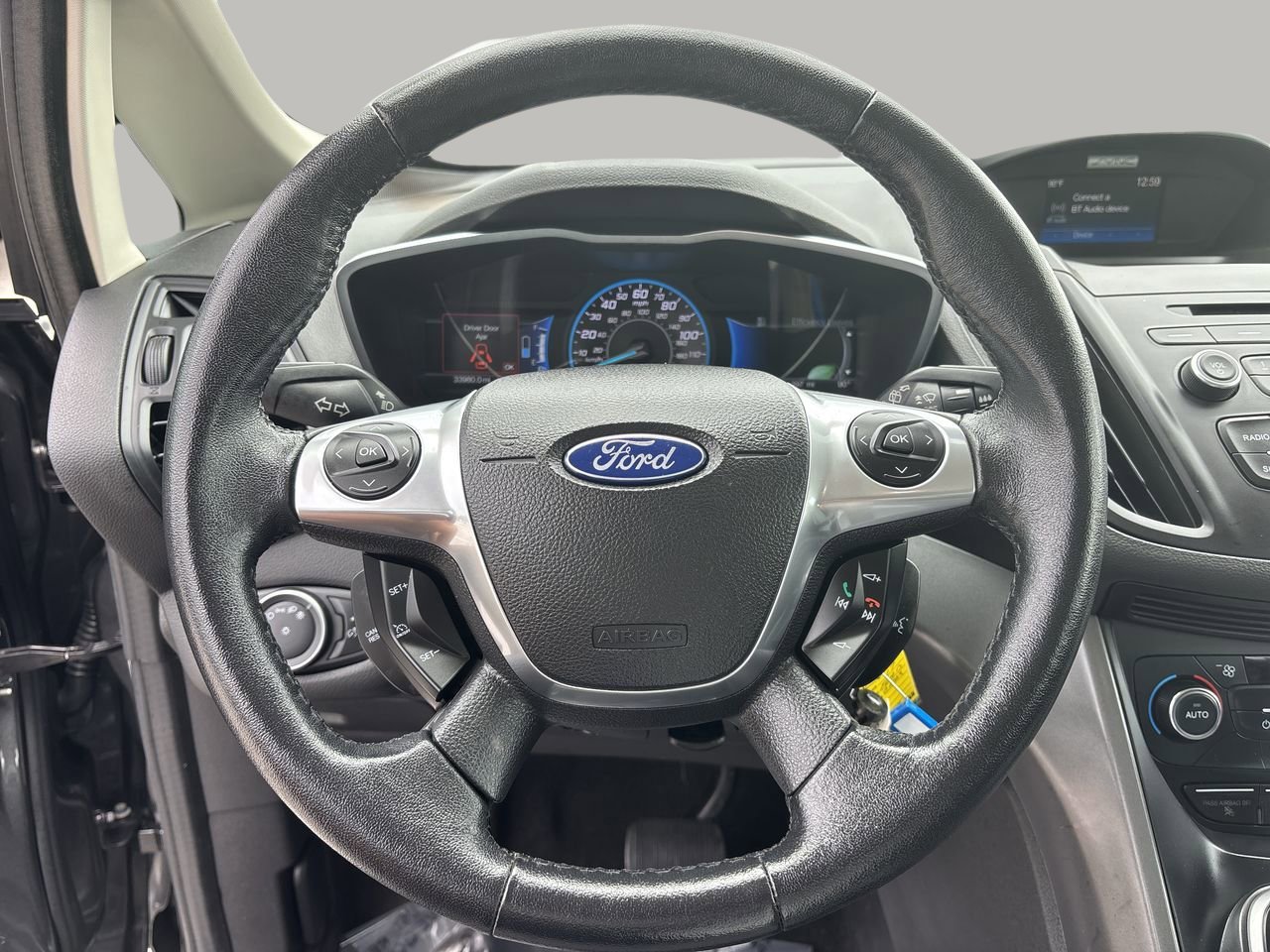 2017 Ford C-Max Hybrid SE photo 27