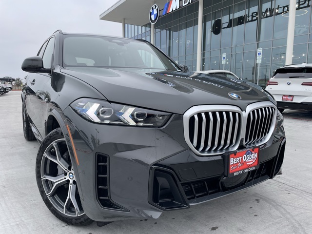 2026 BMW X5 40i's photo